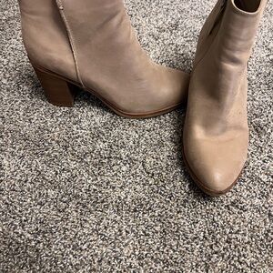 MIA Classic Beige Heeled Boots